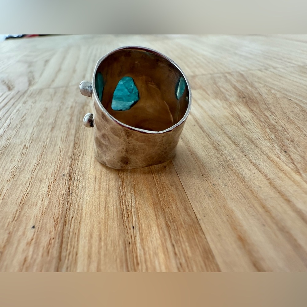 925 Sterling silver hammered rustic raw aquamarine green color stone ring - Picture 7 of 16